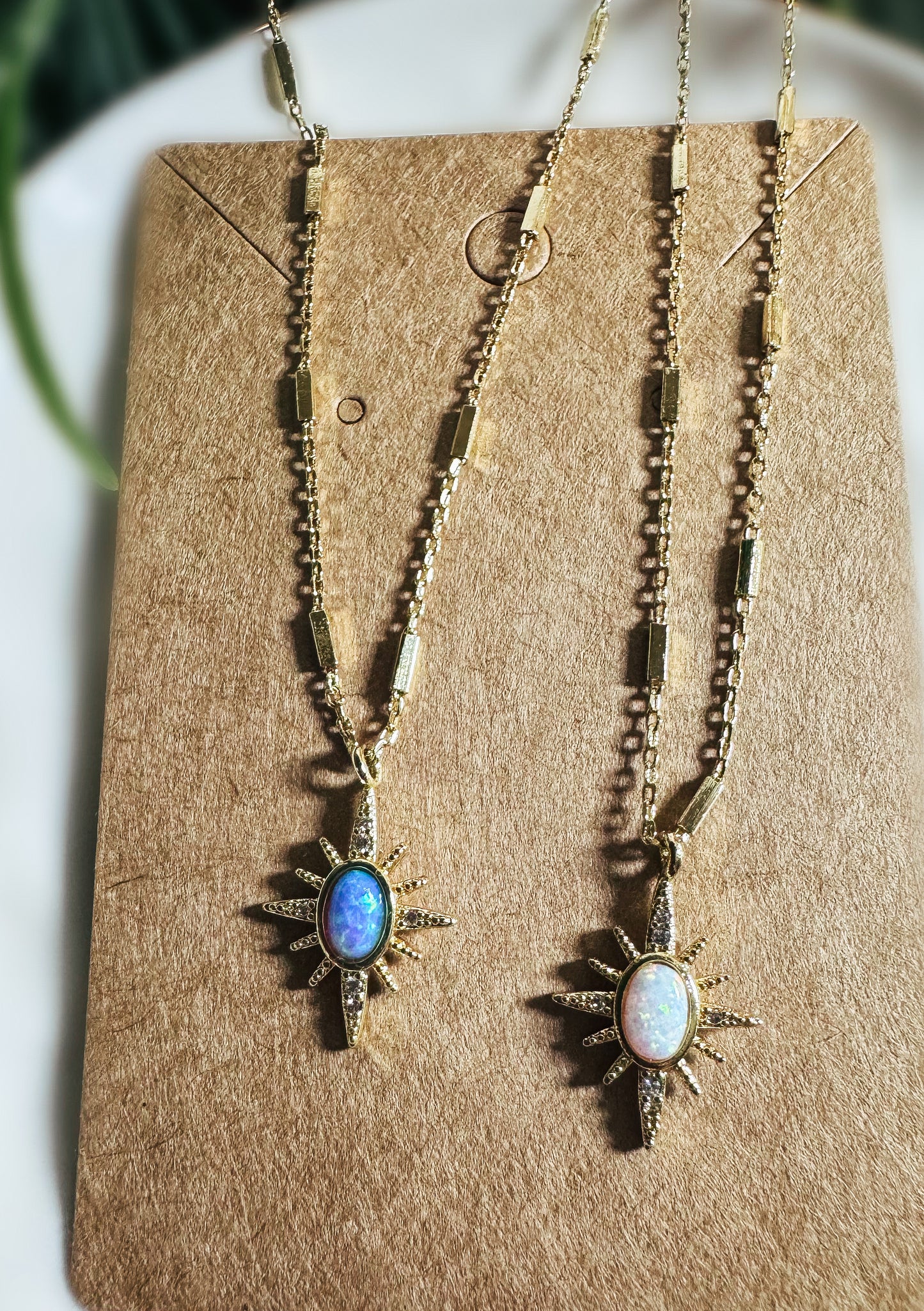 Opaline Sunburst Necklace - Luminous