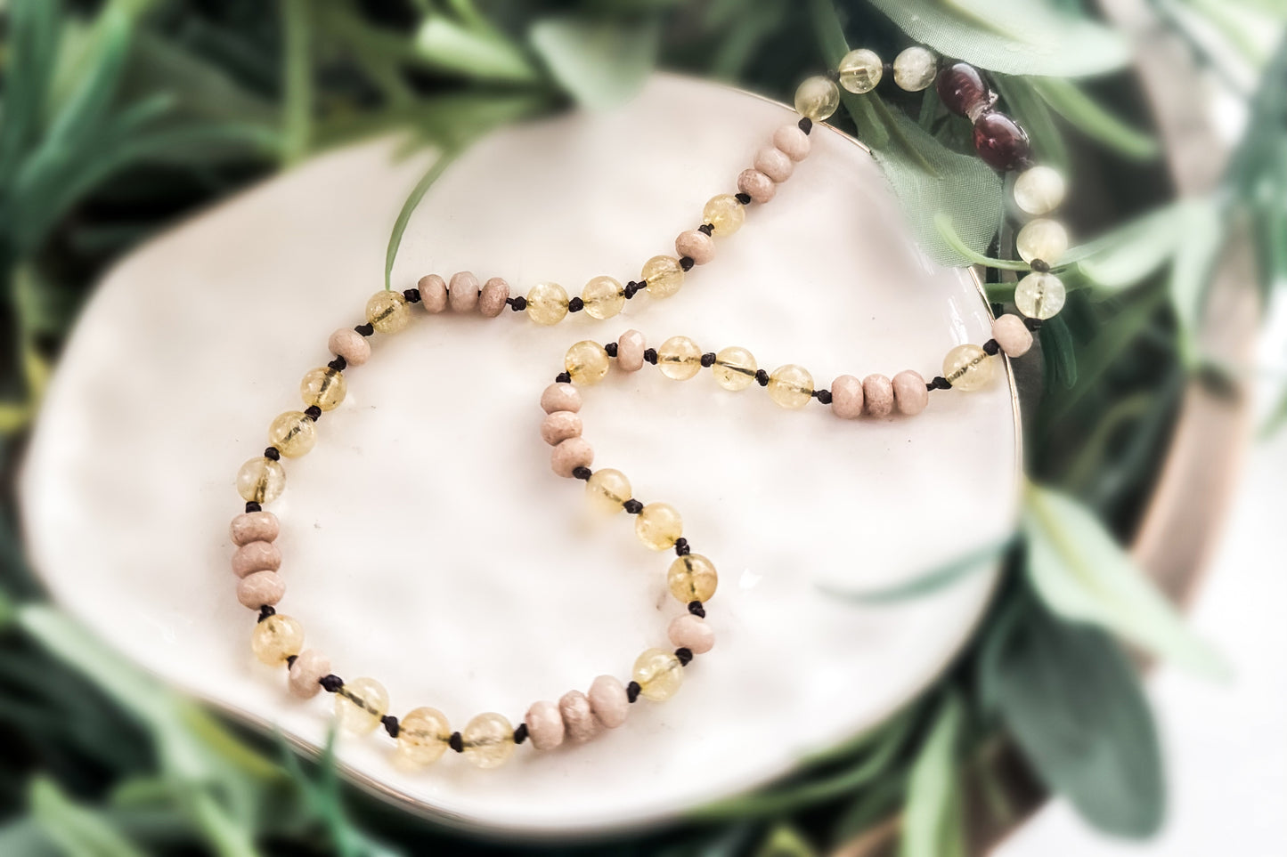 Gold citrine & tan jade stone necklace