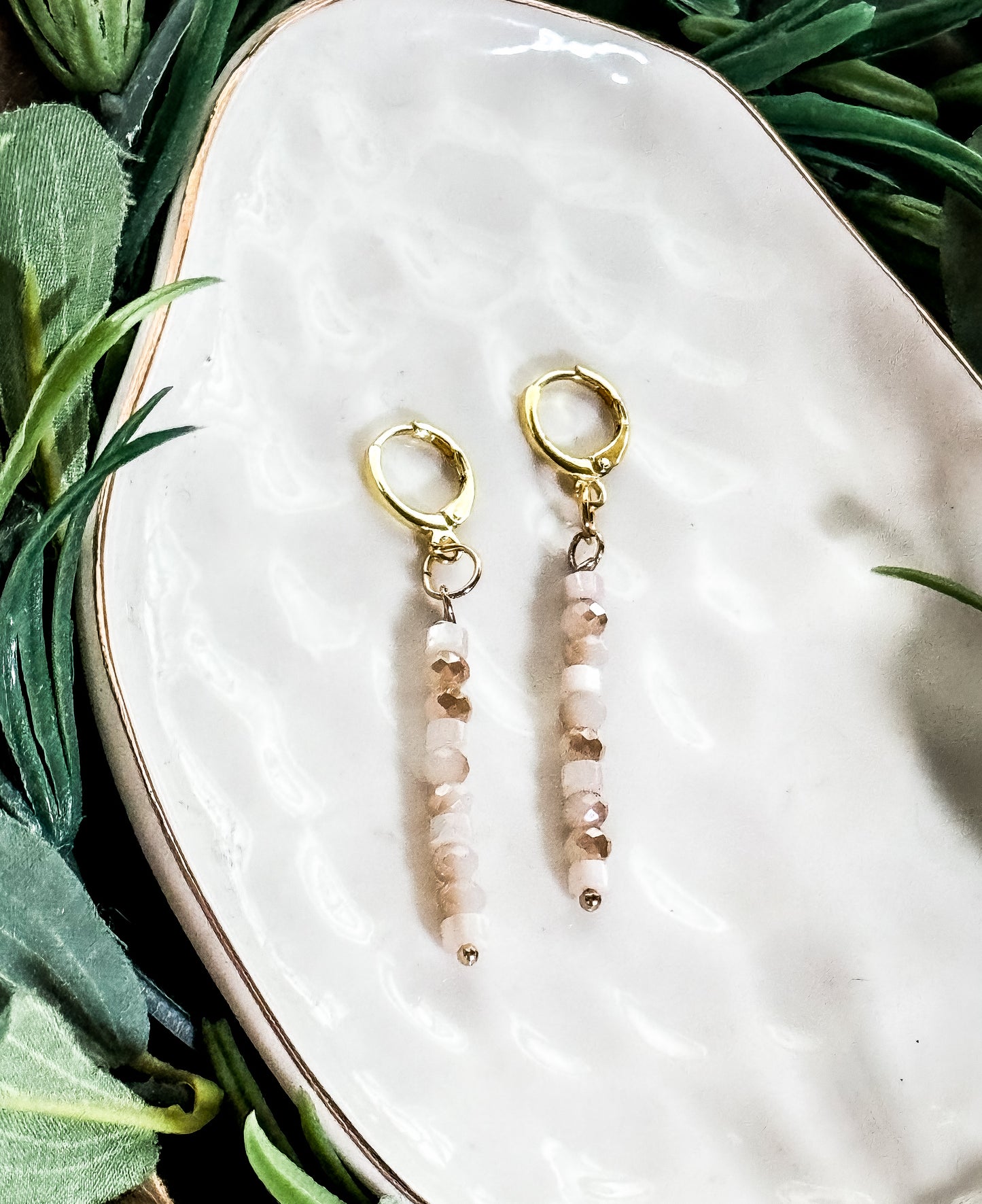 Neutral crystal & pearl earrings