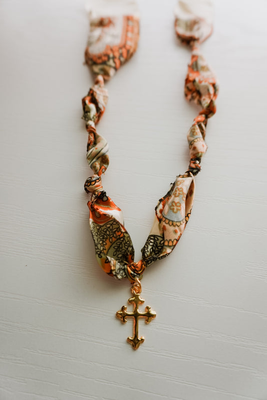 The Grace-bound Silk  Necklace